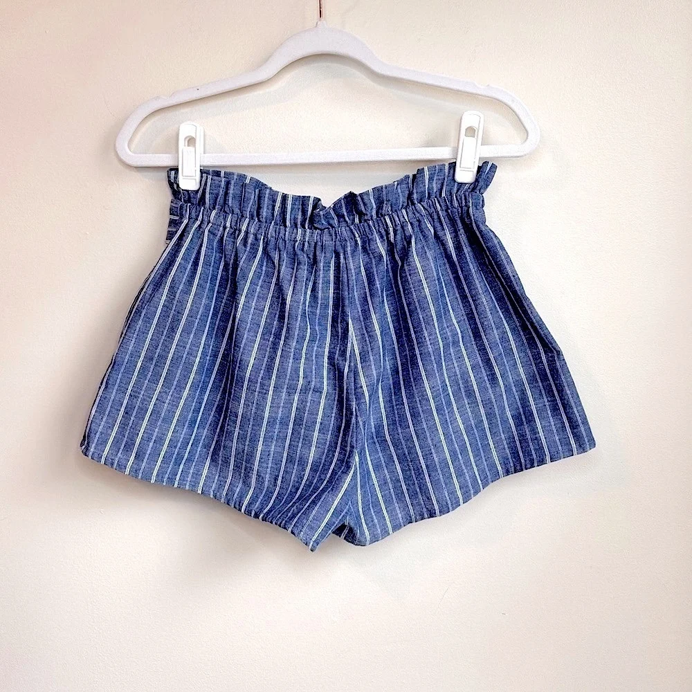Love Tree High Waist Blue and White Stripe Paper Bag Shorts Size Medium NWOT - Picture 3 of 10